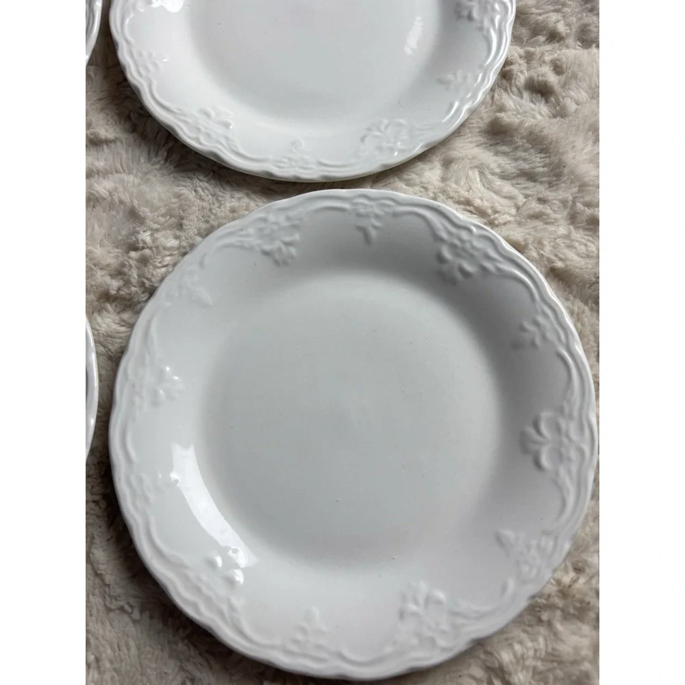 Tabletops‎ Gallery Versailles White Floral Embossed 4 Salad Dessert Plates 8